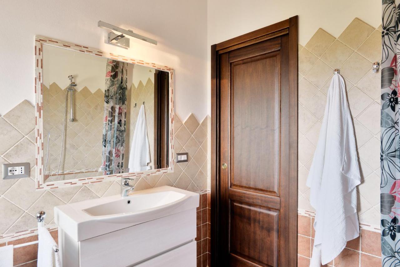 Sa Mandracchina Guest House Olmedo Ngoại thất bức ảnh